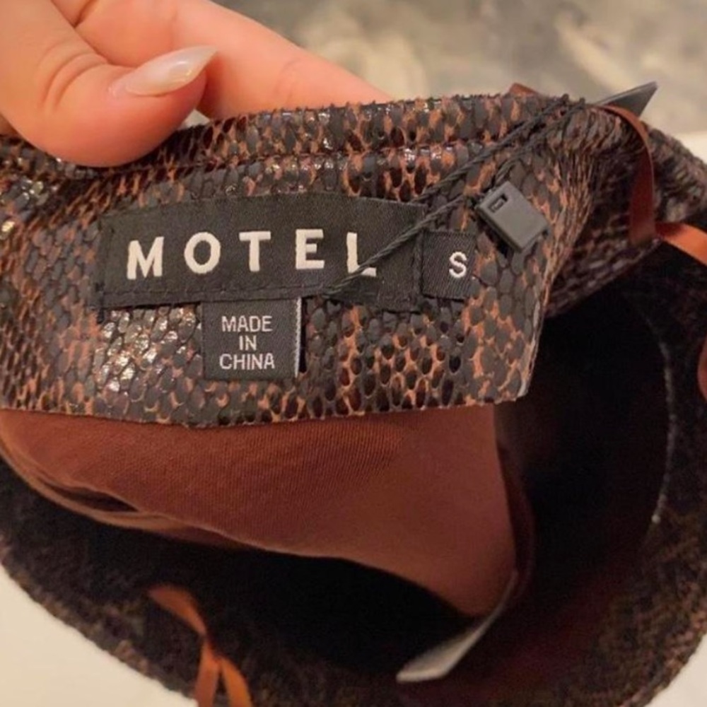 Motel Rocks Skirt - Picture 3 of 3